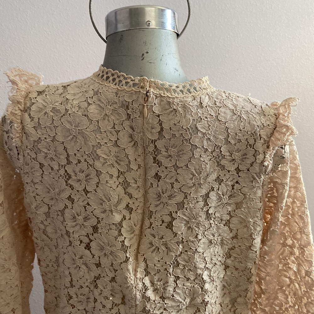 Lace blouse - Picture 3 of 3